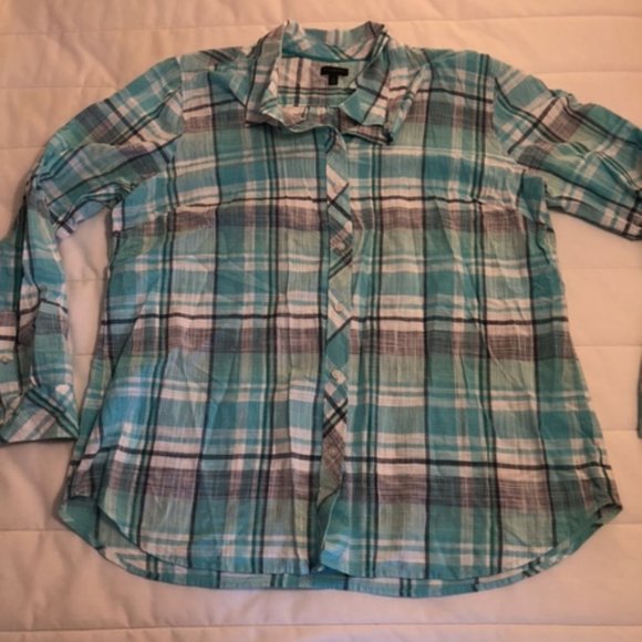 Women's Talbots Checkered Collared Buttondown Longsleeve - Picture 1 of 4
